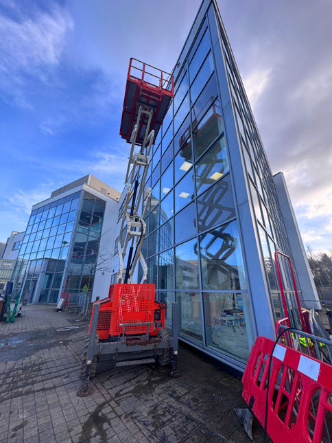 Exterior Glass Clean